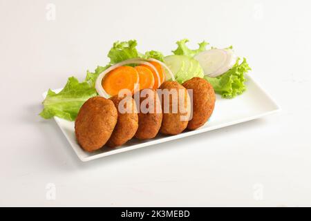 Shami kabab tradizionale fotografia alimentare. Jali kabab stile Bangladesh. montone o pollo shami o tikia o kabab, speciale non vegetariano. Foto Stock