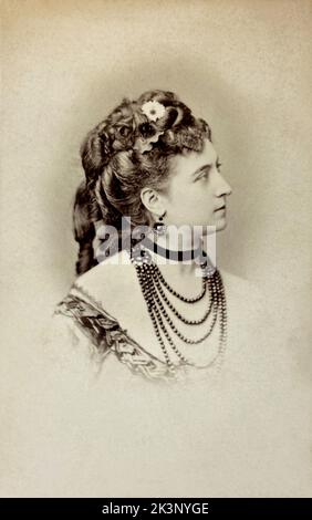 1865 ca, Parigi , FRANCIA : l'attrice francese MARGUERITE DE BOSREDON di Folies Marigny . Foto di Charles REUTLINGER ( 1816 - 1880 ca ). - TEATRO - TEATRO - FRANCIA - ritratto - ritratto --- ARCHIVIO GBB Foto Stock