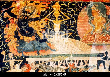 Thangka, pittura buddista tibetana, particolare del 24457: Parte superiore raffigurante Yama (Dio della morte) al toro superiore e Tara a destra, tradizione folcloristica, 19th Foto Stock