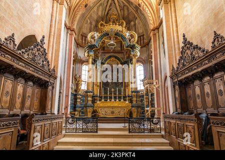Alar der Stiftskirche a Saint-Ursanne, Schweiz, Europa | la chiesa collegiata altare, Saint-Ursanne, Svizzera, Europa Foto Stock