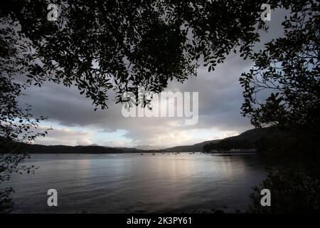 Vista sulla baia di Lovely Muck, Portree Isle di Skye, Inner Ebrides, Scozia Foto Stock