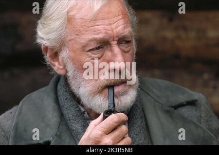 Max von Sydow Film: Heidi (2005) personaggi: Zio Alp regista: Paul Marcus 19 agosto 2005 **AVVERTENZA** questa fotografia è solo per uso editoriale ed è copyright di IMMAGINI PICCADILLY e/o del fotografo assegnato dalla Film o dalla Production Company e può essere riprodotta solo da pubblicazioni in concomitanza con la promozione del film di cui sopra. È richiesto un credito obbligatorio per LE FOTO DI PICCADILLY. Il fotografo deve essere accreditato anche quando è noto. Nessun uso commerciale può essere concesso senza autorizzazione scritta da parte della Film Company. Foto Stock