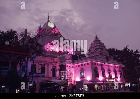 Il Chandni Chowk , conosciuto anche come Moonlight Square è uno dei più antichi e trafficati mercati della vecchia Delhi, Foto Stock