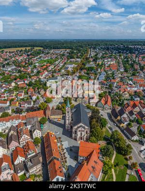 Veduta aerea della bellissima cittadina chiamata Weißenhorn in Baviera Foto Stock