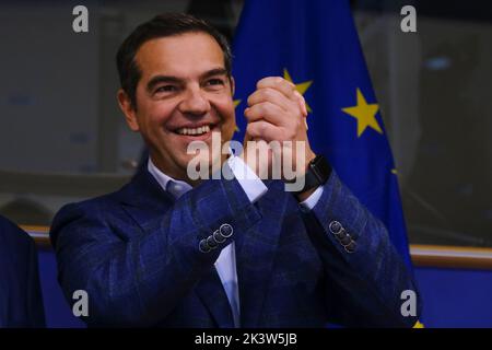 Bruxelles, Belgio. 28th Set, 2022. I membri del Parlamento europeo e greco partecipano alla celebrazione del Centenario della nascita di Manolis Glezos al Parlamento europeo, a Bruxelles, il 28 settembre 2022. Credit: ALEXANDROS MICHAILIDIS/Alamy Live News Foto Stock