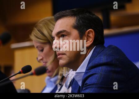 Bruxelles, Belgio. 28th Set, 2022. I membri del Parlamento europeo e greco partecipano alla celebrazione del Centenario della nascita di Manolis Glezos al Parlamento europeo, a Bruxelles, il 28 settembre 2022. Credit: ALEXANDROS MICHAILIDIS/Alamy Live News Foto Stock