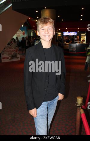 Leonard Artur Conrads bei der Premiere des Kinofilms 'Die Schule der magischen Tiere 2' im Cinestar. Lipsia, 24.09.2022 Foto Stock