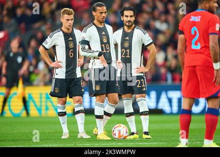 Joshua Kimmich, DFB 6 Leroy SANE, DFB 19 Ilkay Gündogan, DFB 21 discutere un calcio di punizione nella partita della UEFA Nations League 2022 INGHILTERRA - GERMANIA 3-3 nella Stagione 2022/2023 il 26 settembre 2022 a Londra, Gran Bretagna. © Peter Schatz / Alamy Live News Foto Stock