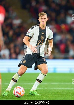 Nico Schlotterbeck, DFB 23 nella UEFA Nations League 2022 partita INGHILTERRA - GERMANIA 3-3 nella stagione 2022/2023 il 26 settembre 2022 a Londra, Gran Bretagna. © Peter Schatz / Alamy Live News Foto Stock