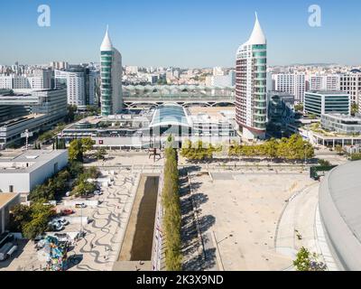 Riprese aeree del Parco delle Nazioni a Lisbona (Parque das Nações) Foto Stock