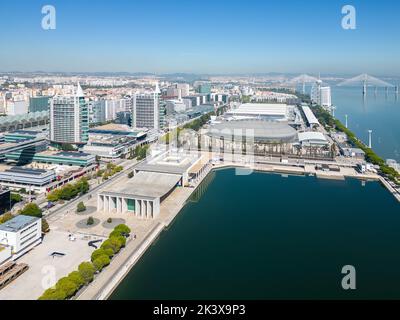 Riprese aeree del Parco delle Nazioni a Lisbona (Parque das Nações) Foto Stock