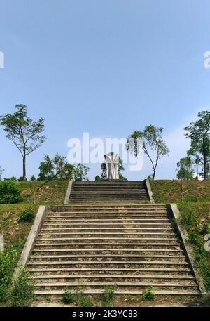 Hue, Vietnam - 01 aprile 2018 : l'atmosfera intorno al parco acquatico abbandonato di Hue Vietnam Foto Stock