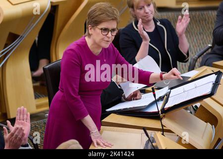 Edimburgo Scozia, Regno Unito 29 settembre 2022. Nicola Sturgeon durante le prime interrogazioni del Ministro al Parlamento scozzese. Credit sst/alamy live news Foto Stock