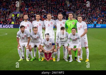 CARDIFF, GALLES - SETTEMBRE 25: Pre partita squadra Polonia foto: Dall'alto a sinistra: Grzegorz Krychowiak, Jakub Kiwior, Jan Bednarek, Kamil Glik, Wojciech Szcze Foto Stock