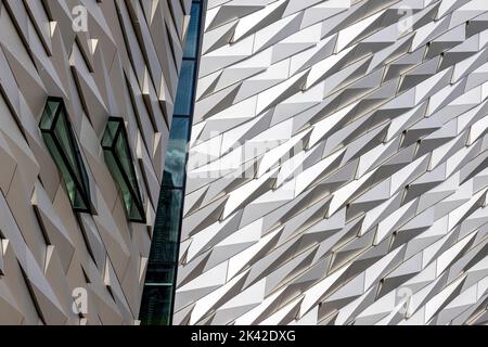 Titanic Belfast Museum, Titanic Quarter, Belfast, Irlanda del Nord, Regno Unito Foto Stock