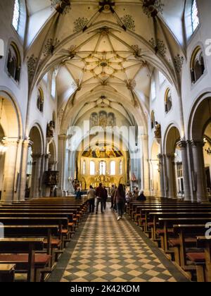 Basilica di San Castor, vista interna, Coblenza, Germania Foto Stock
