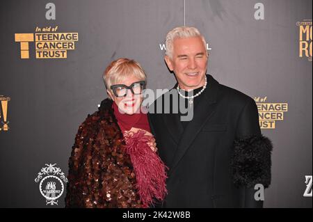 Londra, UK, 29/09/2022, Catherine Martin e Baz Luhrmann Arriver al Moulin Rouge! Il gala musicale in aiuto del Teenage Cancer Trust al Piccadilly Theatre, Londra, Regno Unito. Giovedì 29 settembre Foto Stock