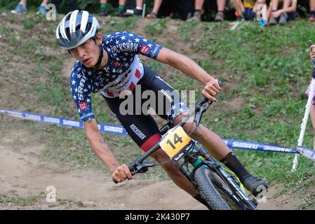 Coppa del mondo di Mountain Bike UCI - Val di Sole 2022 - Gran finale - Under 23 gara olimpica di fondo in Val di Sole Foto Stock