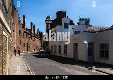 Vista generale sulla città di Cambridge, tra cui l'Anchor Pub, Cambridge, Regno Unito. 22 giugno 2022 Foto Stock