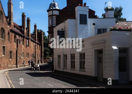 Vista generale sulla città di Cambridge, tra cui l'Anchor Pub, Cambridge, Regno Unito. 22 giugno 2022 Foto Stock