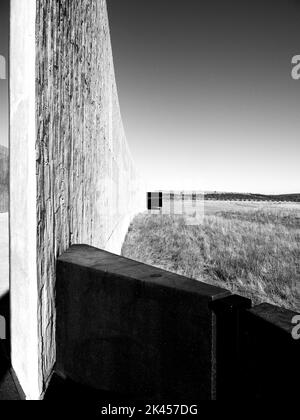 Un'immagine in scala di grigi dell'edificio del Flight 93 National Memorial Foto Stock