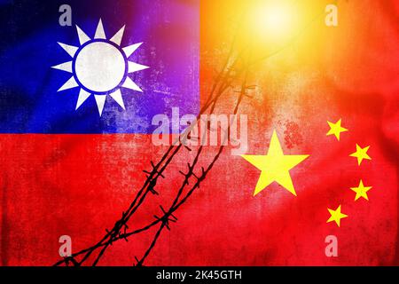 Bandiere grunge di Taiwan e della Cina divise da illustrazione del sole del filo di chiatta, concetto delle relazioni tese fra Taiwan e la Cina Foto Stock