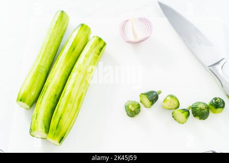 Insalata di cetrioli Foto Stock