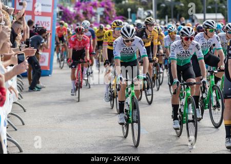 Jonathan lastra Martinez e Aritz Bagues Kalparsoro di Spagna e del Team Caja Rural-Seguros durante la 7th gara CRO 2022 - tappa 4 da Biograd na Mor a Crikvenica il 30 settembre 2022 a Biograd na Mor, Croazia. Foto: Sime Zelic/PIXSELL Credit: Pixsell agenzia foto e video/Alamy Live News Foto Stock