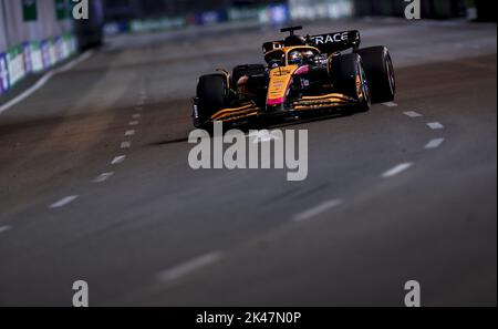 Singapore. 30th Set, 2022. 03 RICCIARDO Daniel (aus), McLaren F1 Team MCL36, azione durante il Gran Premio di Singapore della Formula 1 Singapore Airlines 2022, 17th° round del Campionato del mondo FIA di Formula uno 2022 dal 30 settembre al 02 ottobre 2022 sul circuito di Marina Bay Street, a Singapore - Foto: DPPI/DPPI/LiveMedia Credit: Agenzia indipendente per le foto/Alamy Live News Foto Stock