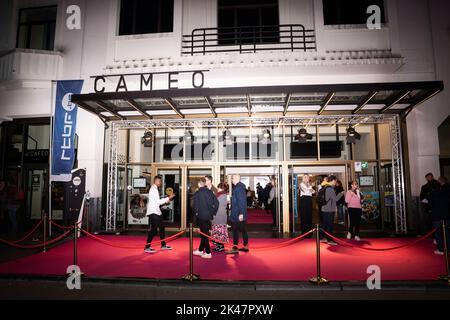 Namur, Belgio. 30th Set, 2022. L'immagine mostra l'ingresso del cinema Cameo durante la notte di apertura del FIFF 'Festival International du Film Francophone de Namur', venerdì 30 settembre 2022 a Namur. BELGA PHOTO JULIETTE BRUYNSEELS Credit: Belga News Agency/Alamy Live News Foto Stock