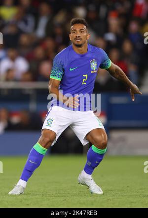 Parigi, Francia, 27th settembre 2022. Danilo del Brasile durante la partita internazionale amichevole al Parc des Princes di Parigi. L'immagine di credito dovrebbe essere: Jonathan Moskrop / Sportimage Foto Stock