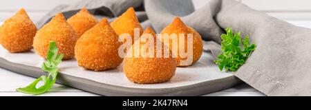 Pollo coxinha, pollo brasiliana snack Foto Stock