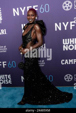New York, NY - 30 settembre 2022: Jodie Turner-Smith partecipa alla proiezione di Netflix White Noise nella notte di apertura al New York Film Festival di Alice Tully Hall Foto Stock