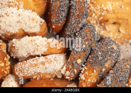 Diversi tipi di dolci vista dall'alto. Biscotti saporiti Foto Stock