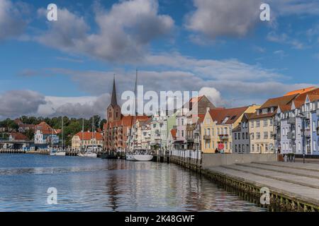 Lungomare di Soenderborg con vita di strada, ALS Danimarca Foto Stock