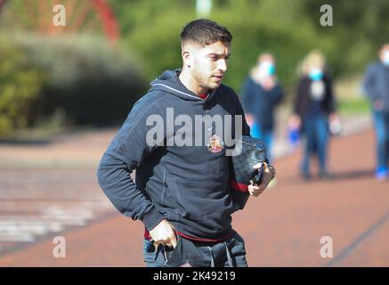 Sunderland, Regno Unito. 1st ottobre 2022. Sunderland's Lynden Gooch durante la partita del campionato Sky Bet tra Sunderland e Preston North End allo Stadio di Light, Sunderland sabato 1st ottobre 2022. Credit: MI News & Sport /Alamy Live News Foto Stock