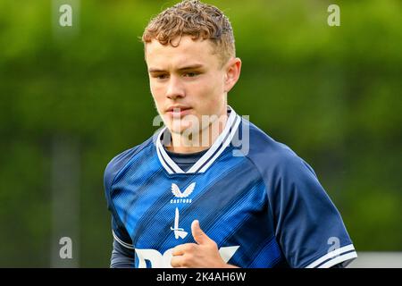 Swansea, Galles. 1 ottobre 2022. Harvey Kedwell di Charlton Athletic durante la partita della Professional Development League tra Swansea City Under 18 e Charlton Athletic Under 18 alla Swansea City Academy di Swansea, Galles, Regno Unito, il 1 ottobre 2022. Credit: Duncan Thomas/Majestic Media. Credit: Majestic Media Ltd/Alamy Live News Foto Stock