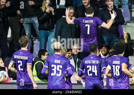 Il Thibo Baeten di Beerschot festeggia dopo aver segnato la partita di calcio tra Beerschot VA e KMSK Deinze, sabato 01 ottobre 2022 ad Anversa, il 7° giorno della prima divisione del campionato belga 'Challenger Pro League' del 2022-2023. BELGA FOTO TOM GOYVAERTS Foto Stock