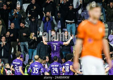 Il Thibo Baeten di Beerschot festeggia dopo aver segnato la partita di calcio tra Beerschot VA e KMSK Deinze, sabato 01 ottobre 2022 ad Anversa, il 7° giorno della prima divisione del campionato belga 'Challenger Pro League' del 2022-2023. BELGA FOTO TOM GOYVAERTS Foto Stock