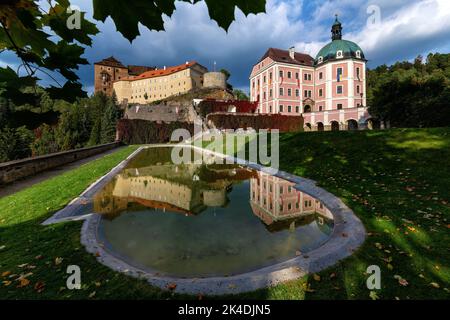 Castello di Stato e Castello nella città Bečov nad Teplou nella parte occidentale della Repubblica Ceca - Regione Karlovy Vary - Repubblica Ceca, Europa Foto Stock