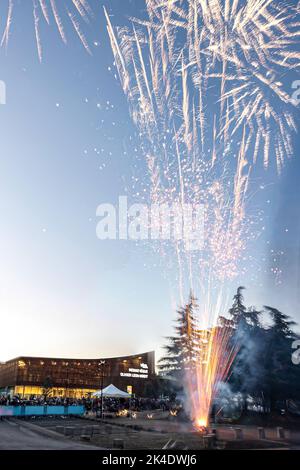 (C) Denis TRASFI / MAXPPP - à Sainte Geneviève des Bois le 01-10-2022 - Inaugurazione de la nouvelle Médiathèque Olivier Léonhardt (omaggio à l'ancien Foto Stock