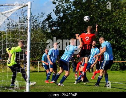 East Belfast FC e Dunmurry Rec FC Foto Stock