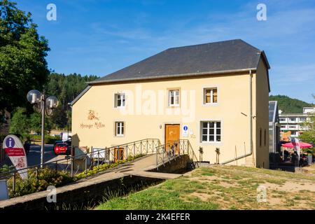 Waldbillig: Centro turistico Heringer Millen nella valle Mullerthal (Mëllerdall, Müllerthal), piccola Svizzera (Petite Suisse Luxembourgeoise, Kleine Lu Foto Stock