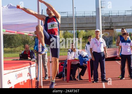 Brescia, Italia. 02nd Ott 2022. Andrea Mattone durante il salto di alta qualità durante i Campionati Italiani di Parathletics - finali nazionali, Atletica Italiana a Brescia, Italia, Ottobre 02 2022 Credit: Independent Photo Agency/Alamy Live News Foto Stock