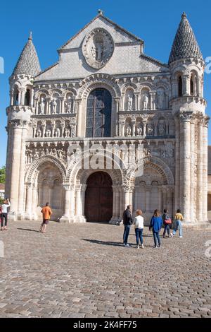 Il fronte ovest di Notre Dame la Grande, Poitiers Foto Stock