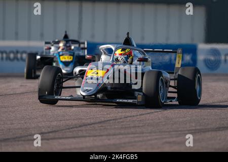 Oliver Stewart #4 GP di Hitech Thruxton Libere 1 2022 Foto Stock