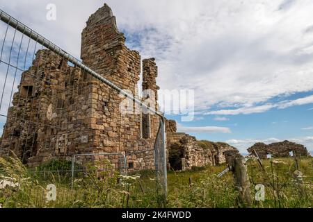 Le rovine del castello di Newark a St Monans nella Neuk orientale di Fife, Scozia. Foto Stock