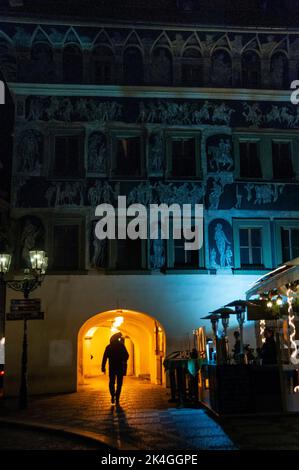 Casa del Rinascimento ceco al minuto in Piazza della Città Vecchia a Praga, Repubblica Ceca. Foto Stock