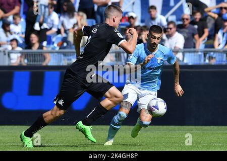 Roma, Lazio. 02nd Ott 2022. Mattia Zaccagni della SS Lazio durante la Serie A match tra SS Lazio e Spezia allo stadio Olimpico di Roma, 02nd ottobre 2022. (Foto di credito AllShotLive/SipaUsa) Credit: Sipa USA/Alamy Live News Foto Stock