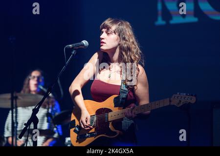 Tutte le band femminili The Big Moon suonano il far Out Stage al Green Man Festival 2019, festival musicale in Galles, Regno Unito. Foto: Rob Watkins. Foto Stock